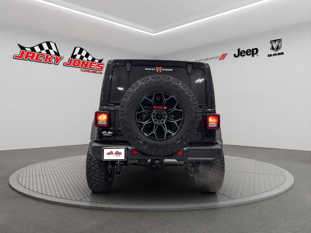 2025 Jeep Wrangler Willys photo 2