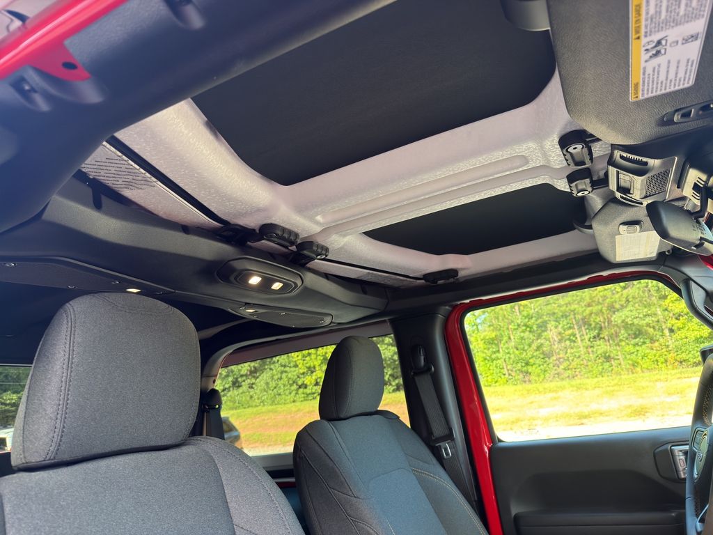 Used 2024 Jeep Wrangler SUV