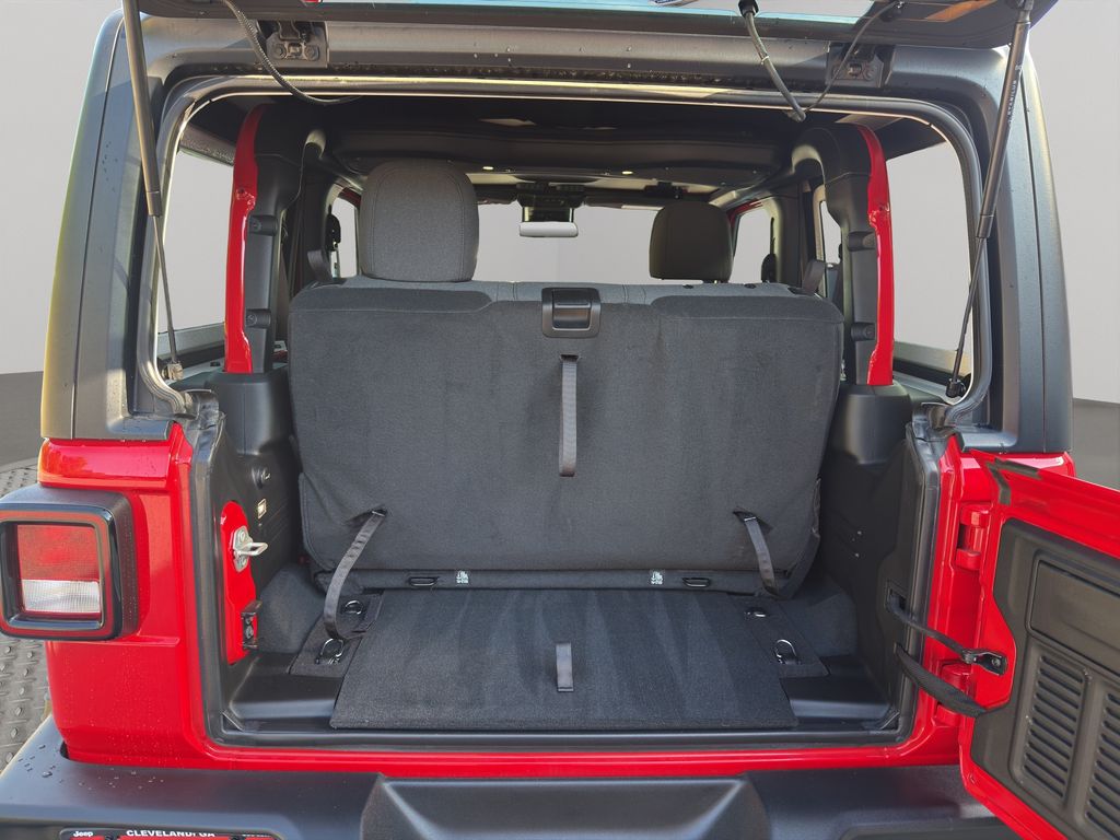Used 2024 Jeep Wrangler SUV