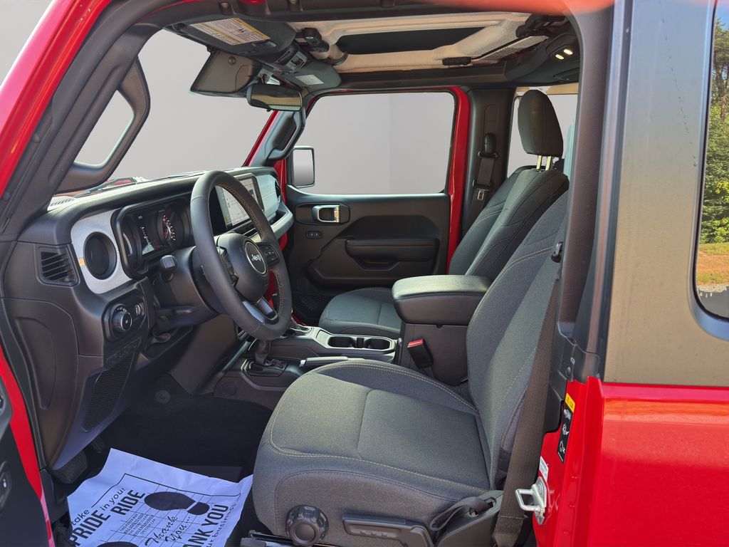 Used 2024 Jeep Wrangler SUV