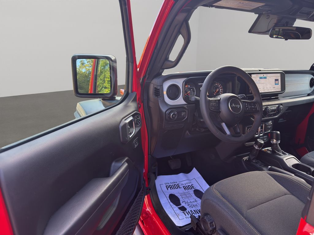 Used 2024 Jeep Wrangler SUV