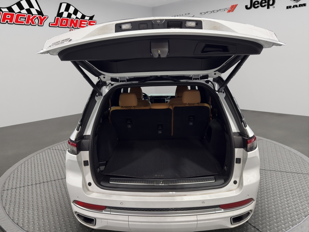 Used 2024 Jeep Grand Cherokee SUV