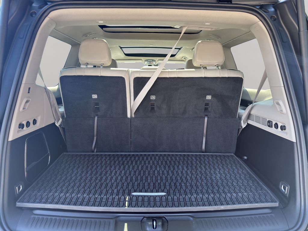 Used 2024 Jeep Wagoneer SUV