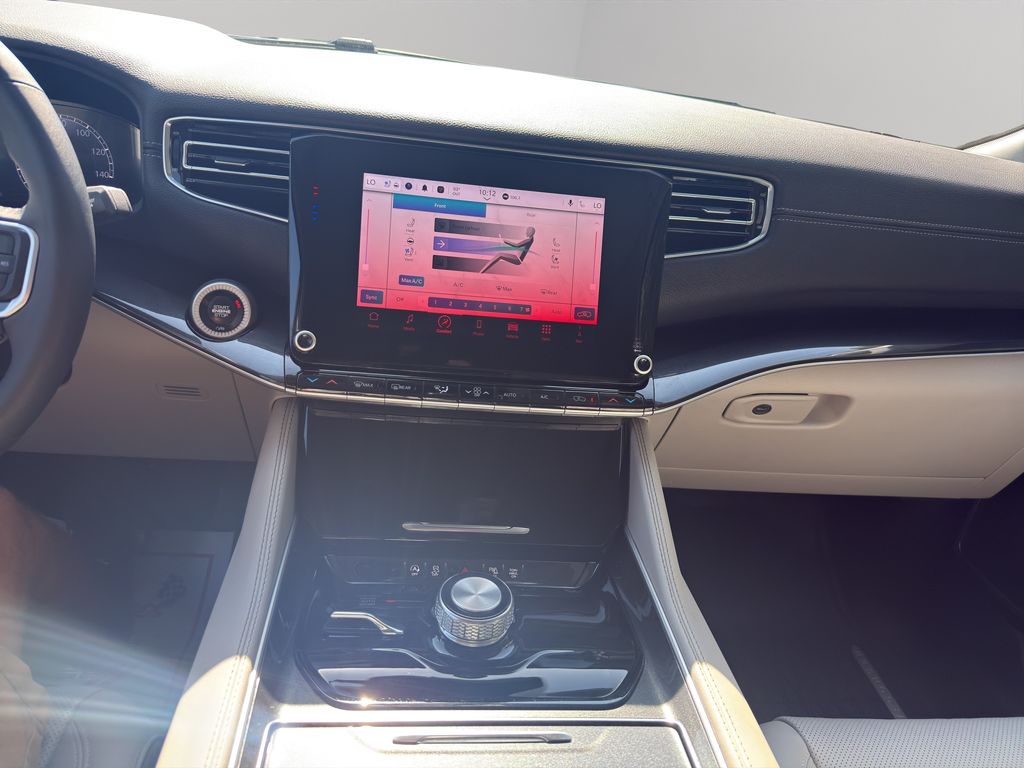 Used 2024 Jeep Wagoneer SUV