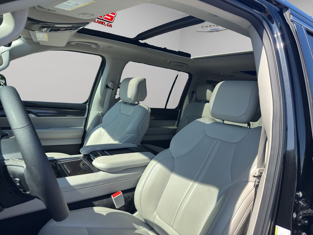 Used 2024 Jeep Wagoneer SUV