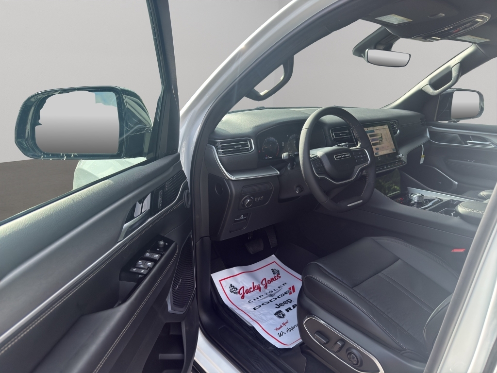 New 2026 Jeep Grand Wagoneer SUV