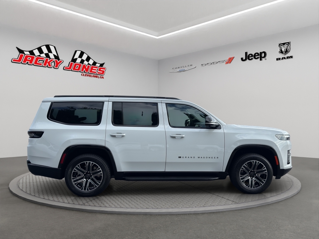 New 2026 Jeep Grand Wagoneer SUV