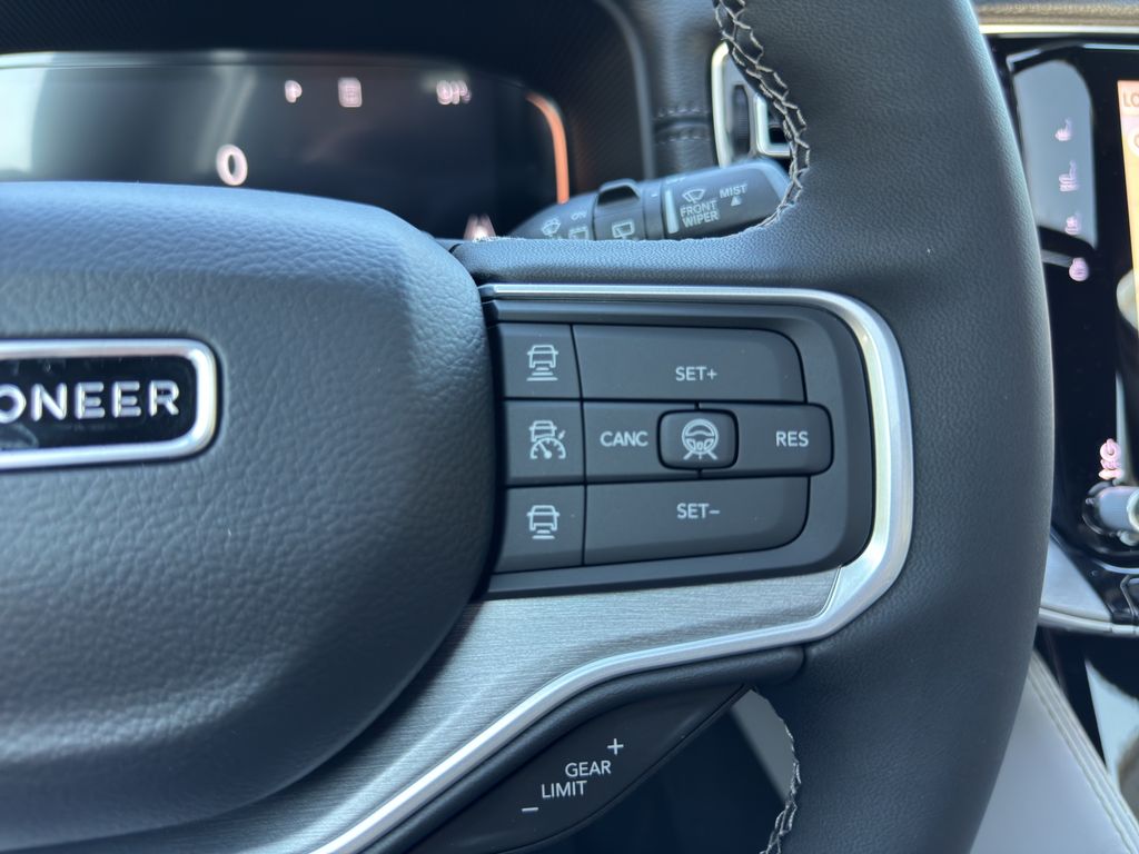 New 2026 Jeep Grand Wagoneer SUV
