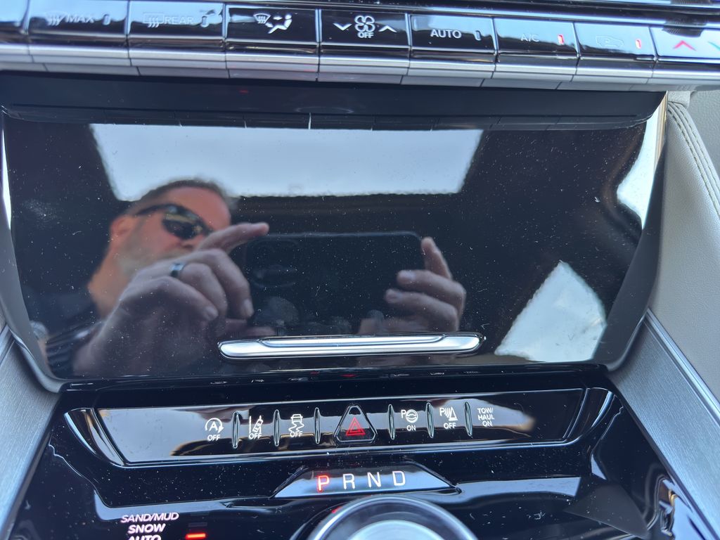 New 2026 Jeep Grand Wagoneer SUV