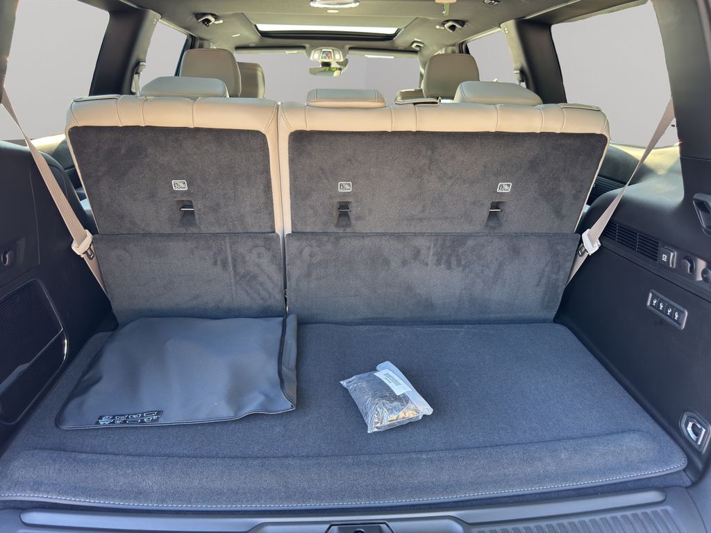 New 2026 Jeep Grand Wagoneer SUV
