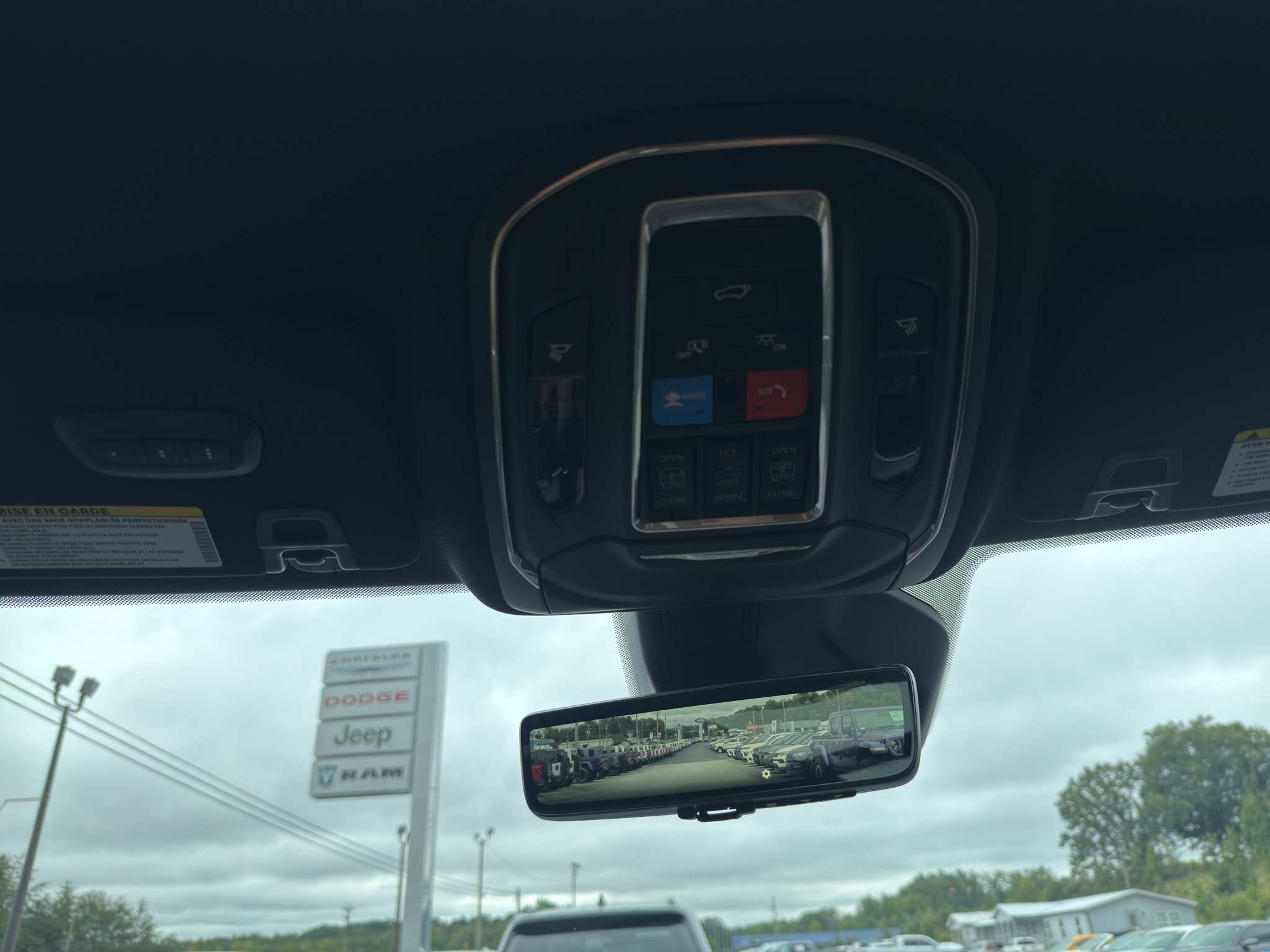 New 2027 Jeep Grand Cherokee SUV
