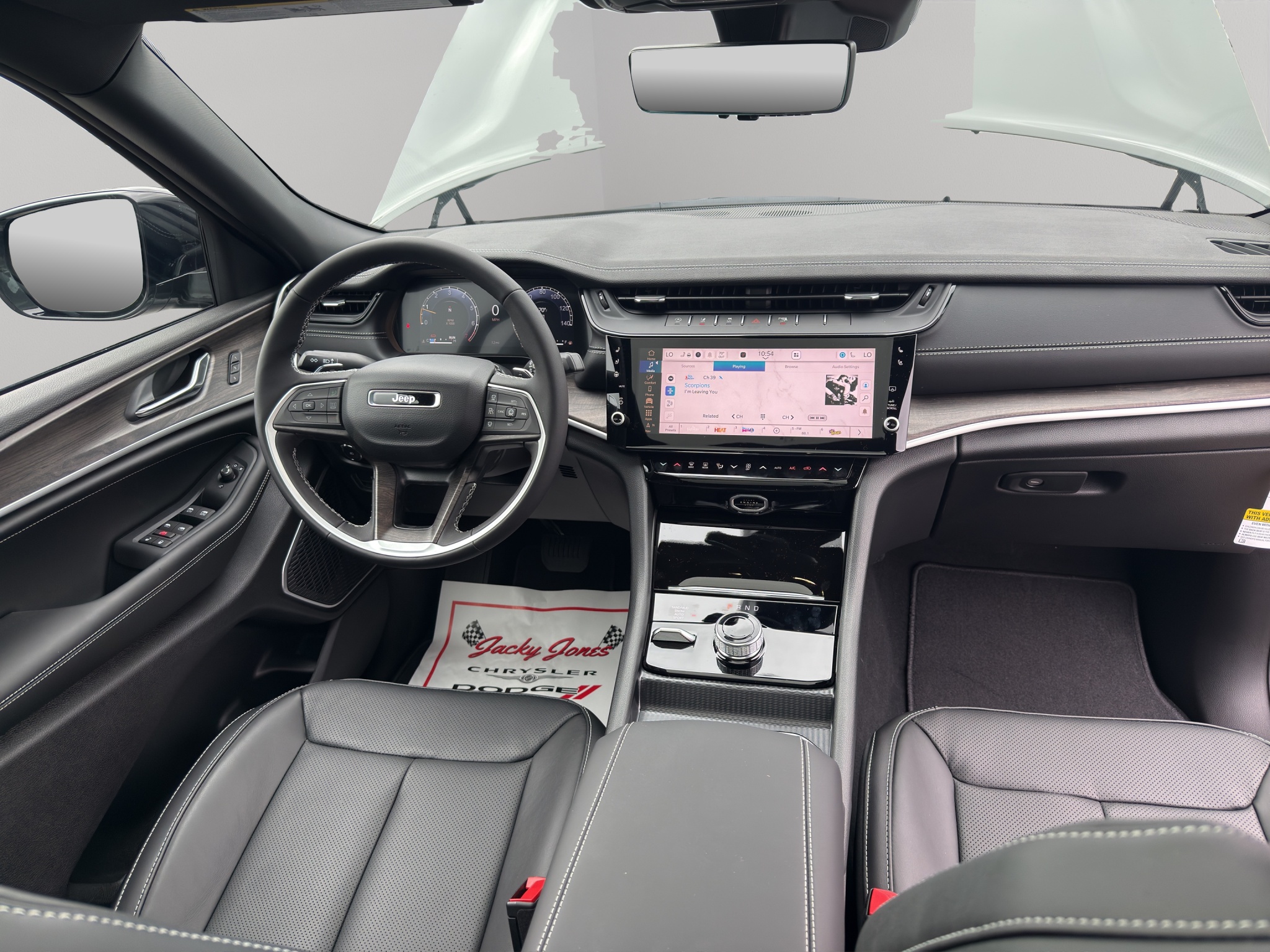 New 2027 Jeep Grand Cherokee SUV