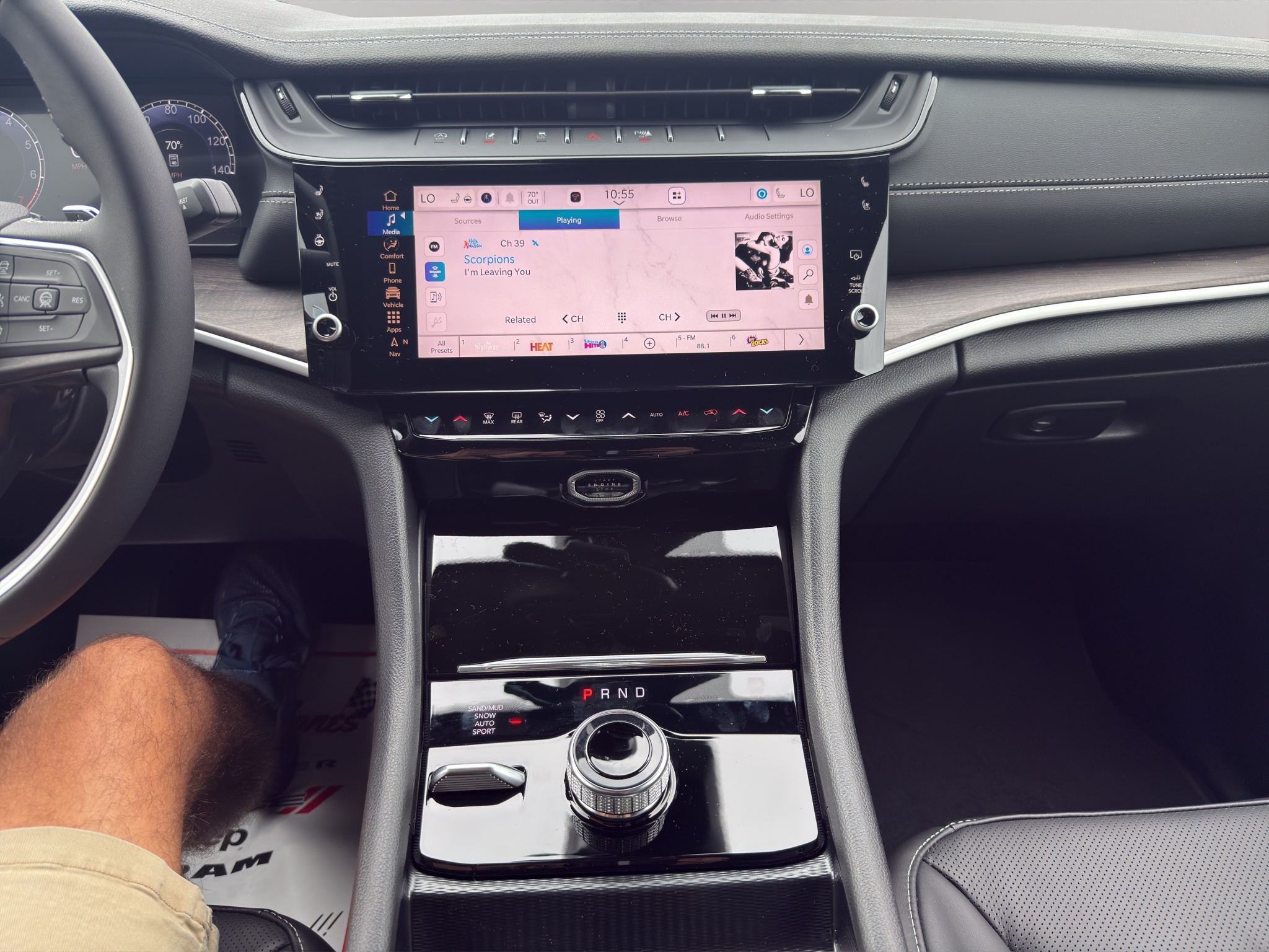 New 2027 Jeep Grand Cherokee SUV