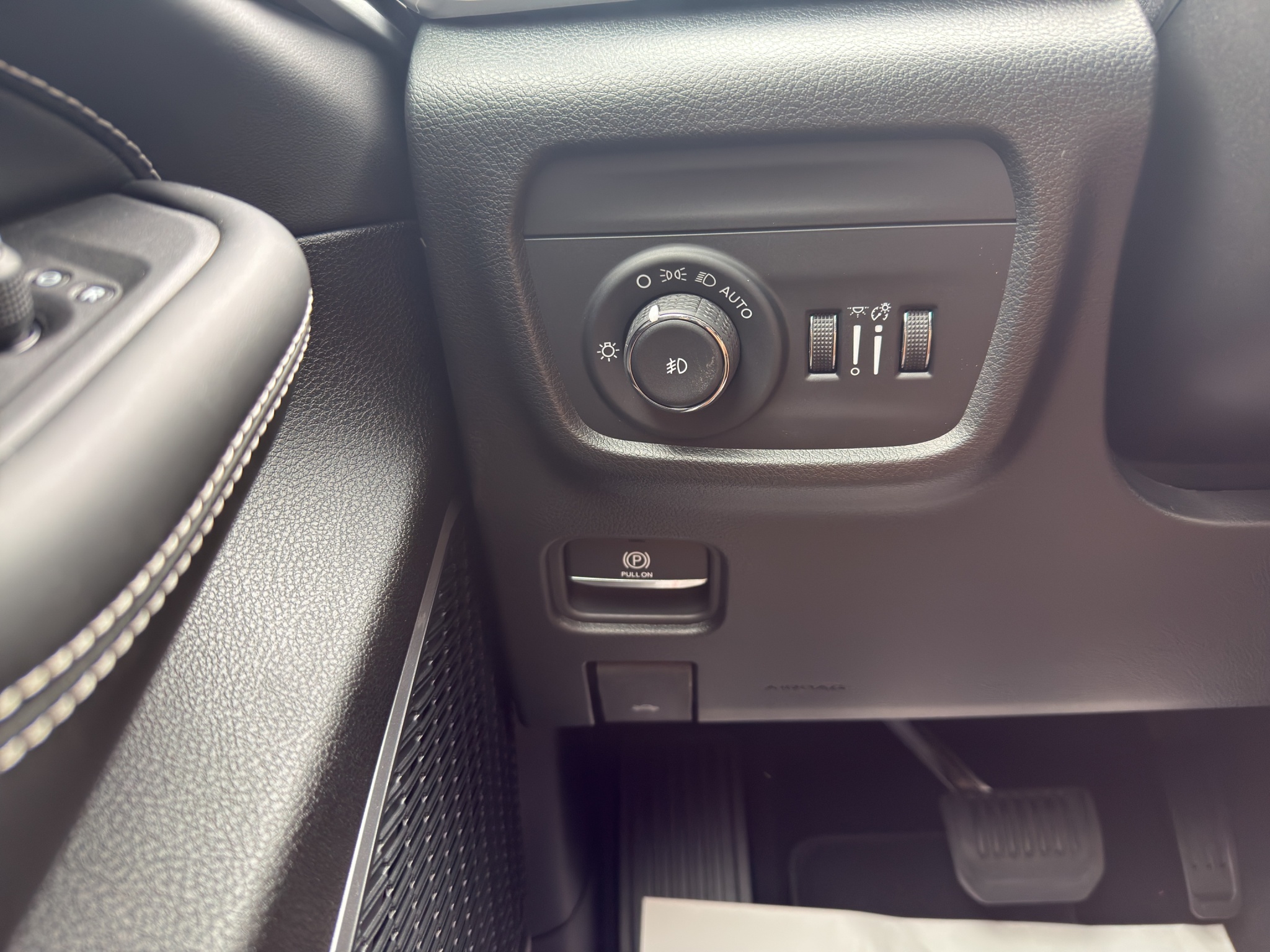 New 2027 Jeep Grand Cherokee SUV