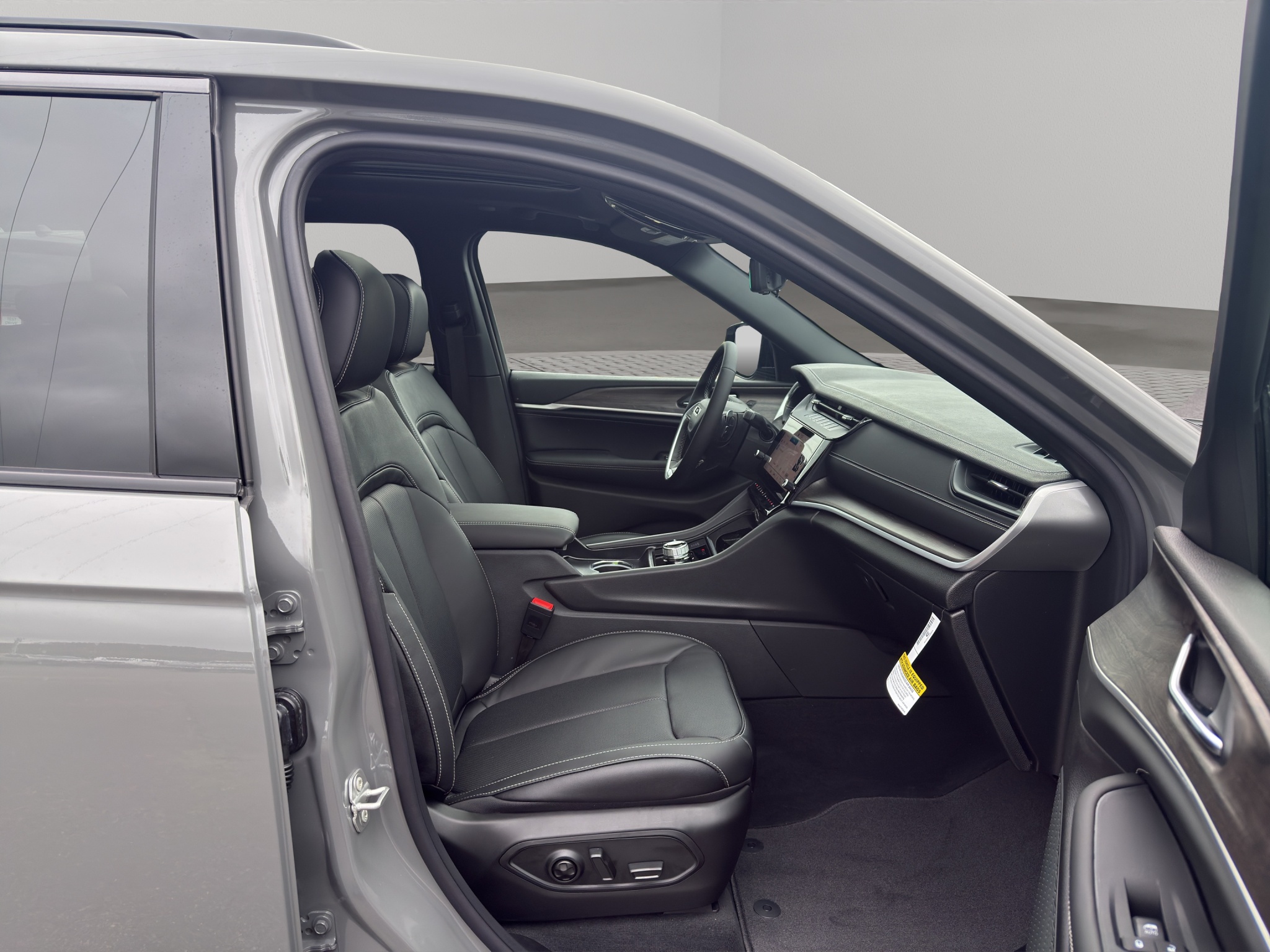 New 2027 Jeep Grand Cherokee SUV