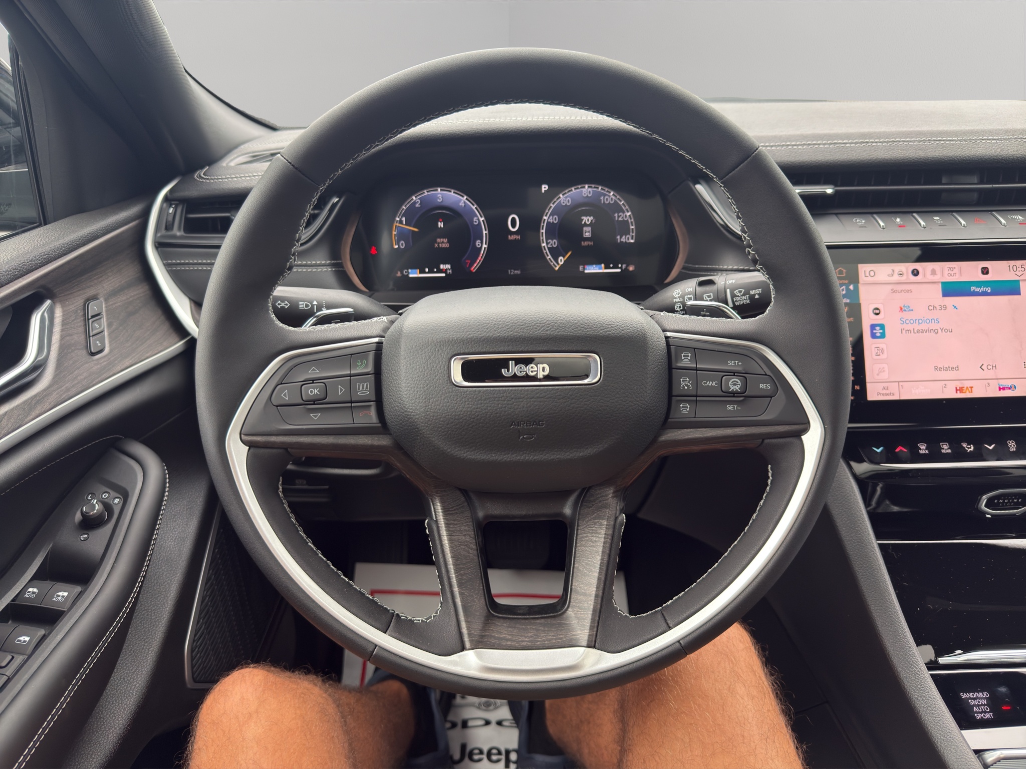 New 2027 Jeep Grand Cherokee SUV