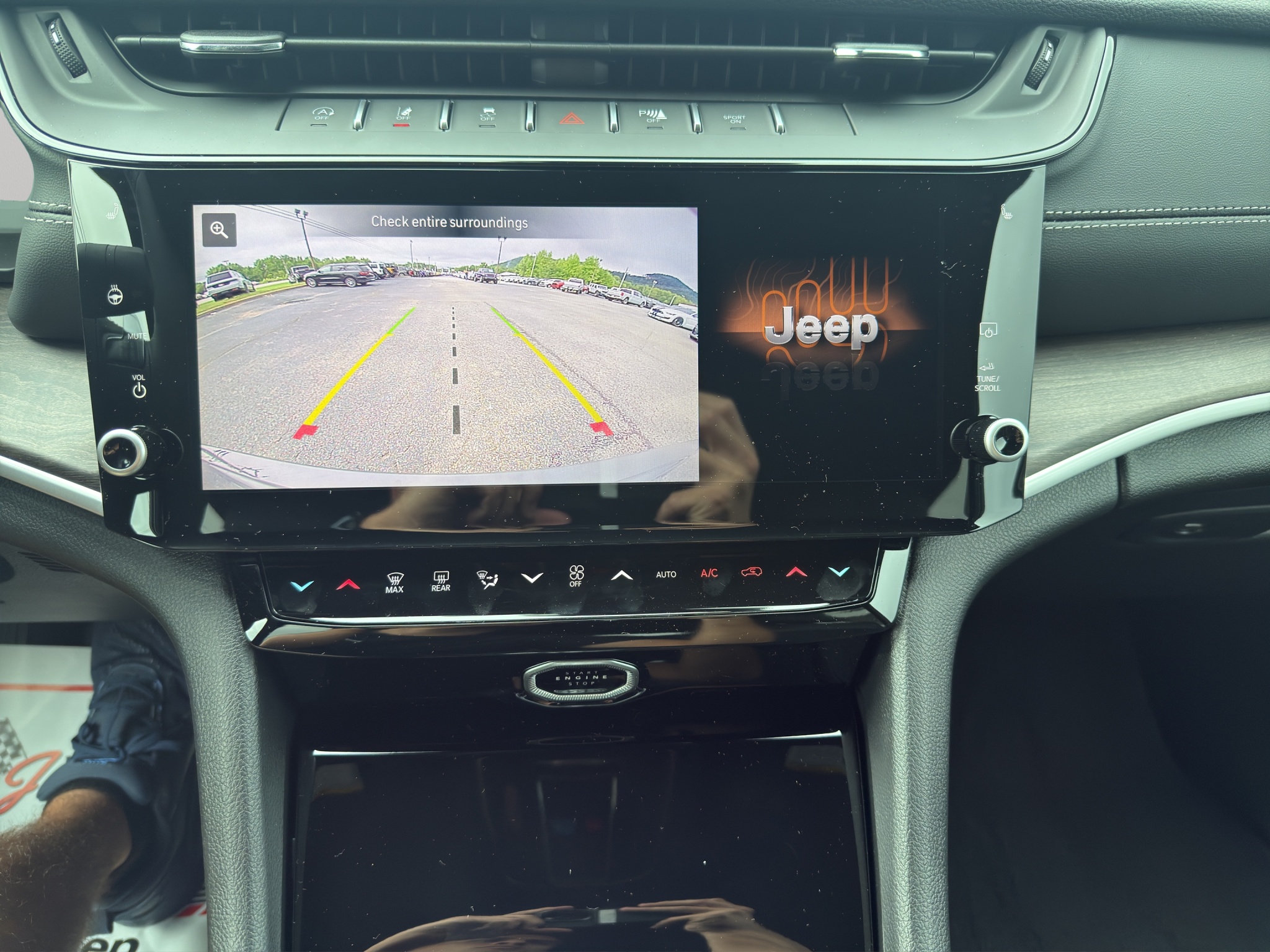 New 2027 Jeep Grand Cherokee SUV