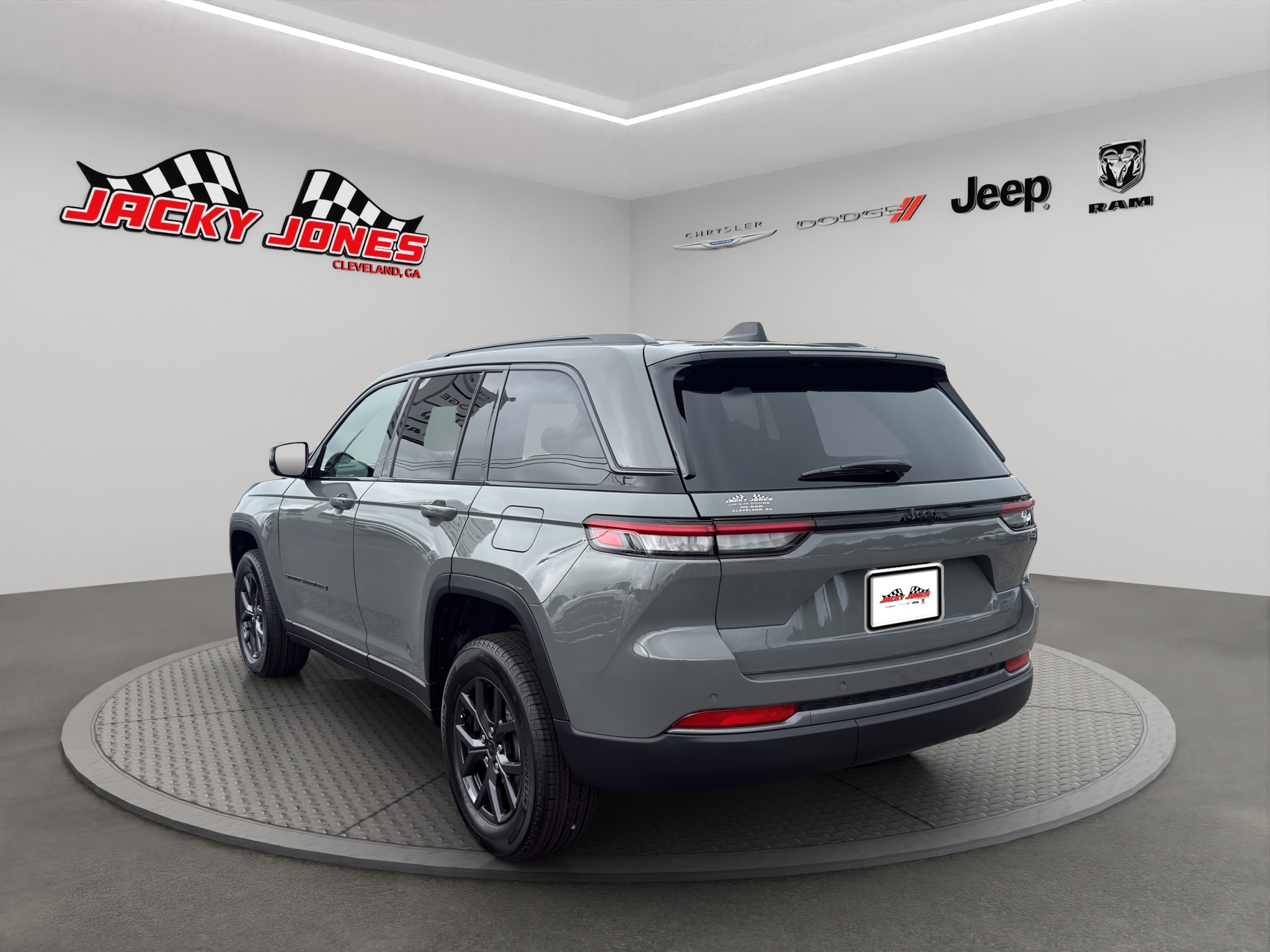 New 2027 Jeep Grand Cherokee SUV