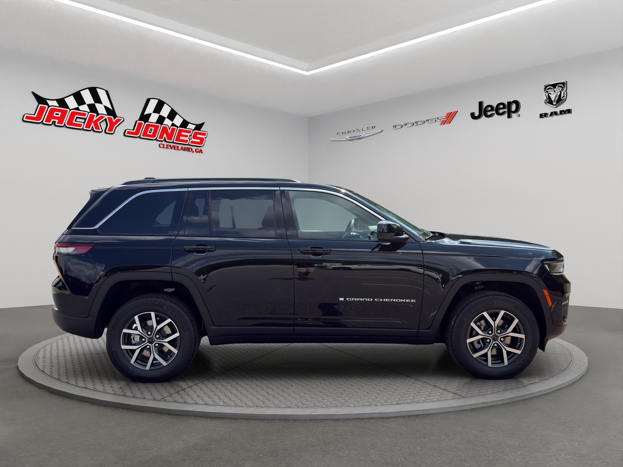 New 2027 Jeep Grand Cherokee SUV
