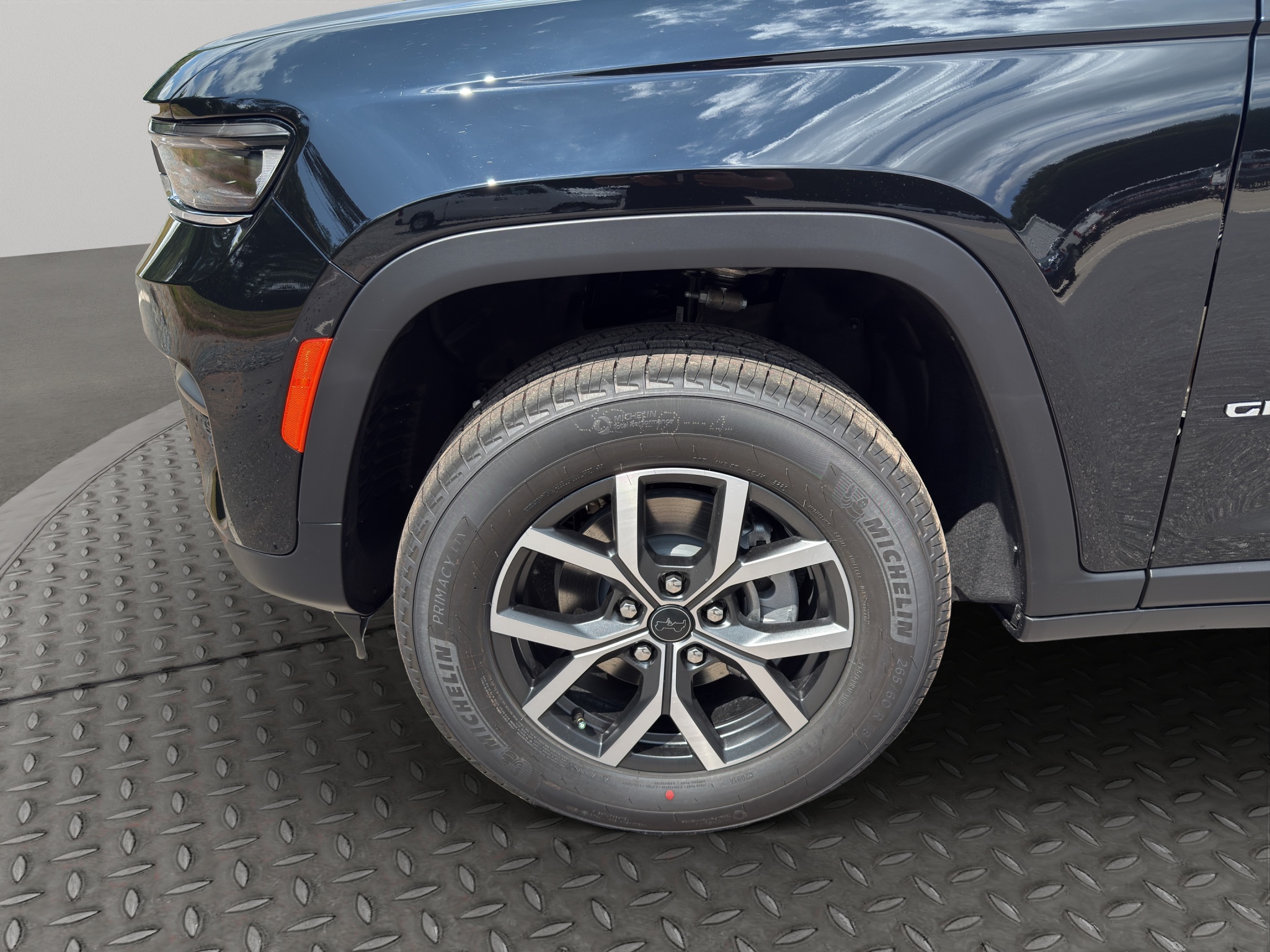 New 2027 Jeep Grand Cherokee SUV