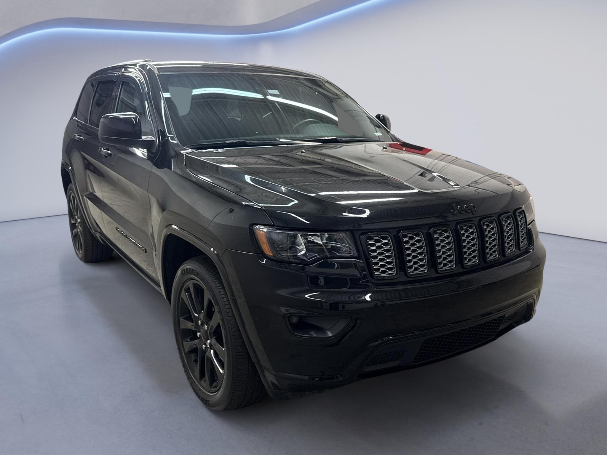 2019 Jeep Grand Cherokee Laredo