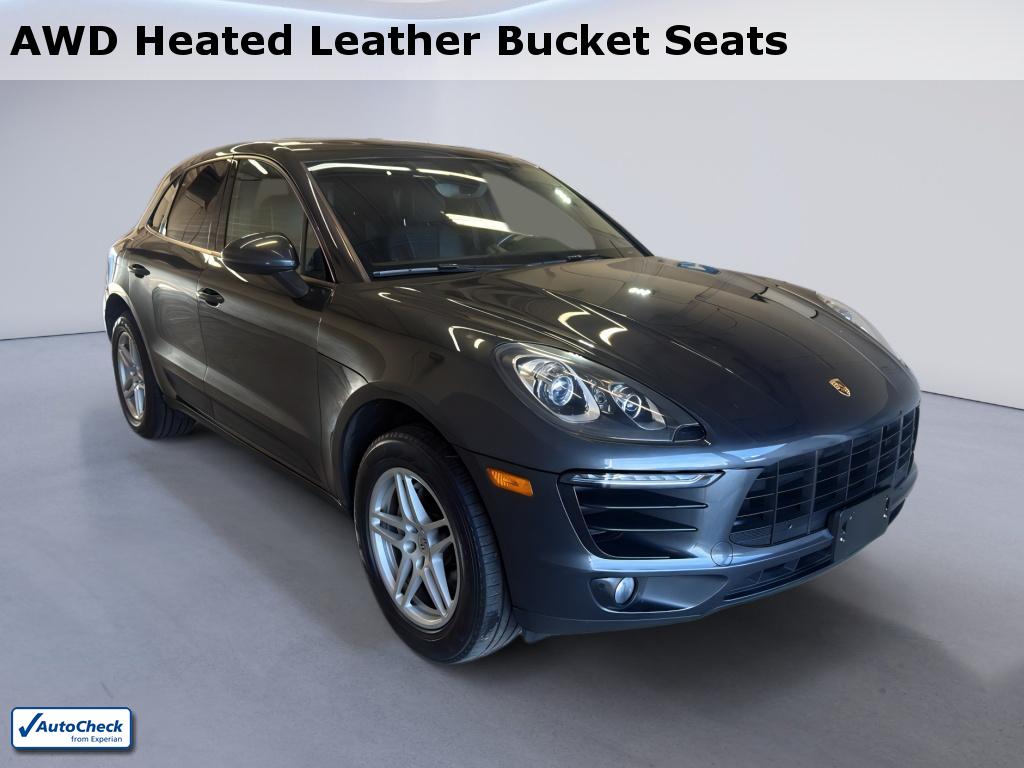 2017 Porsche Macan Base