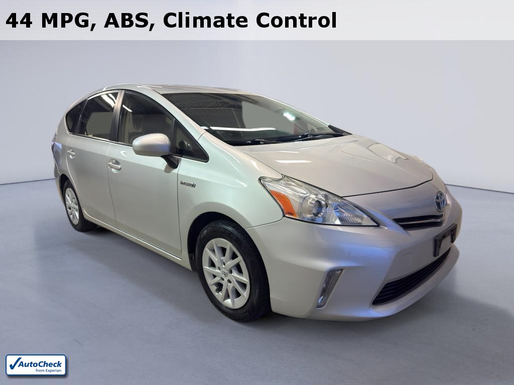 2014 Toyota Prius v Three