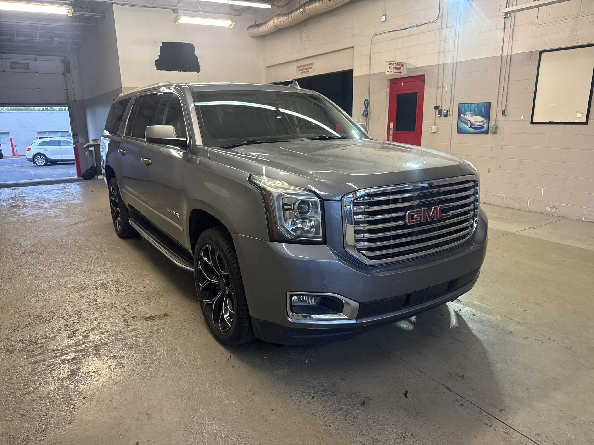 2018 GMC Yukon XL SLT