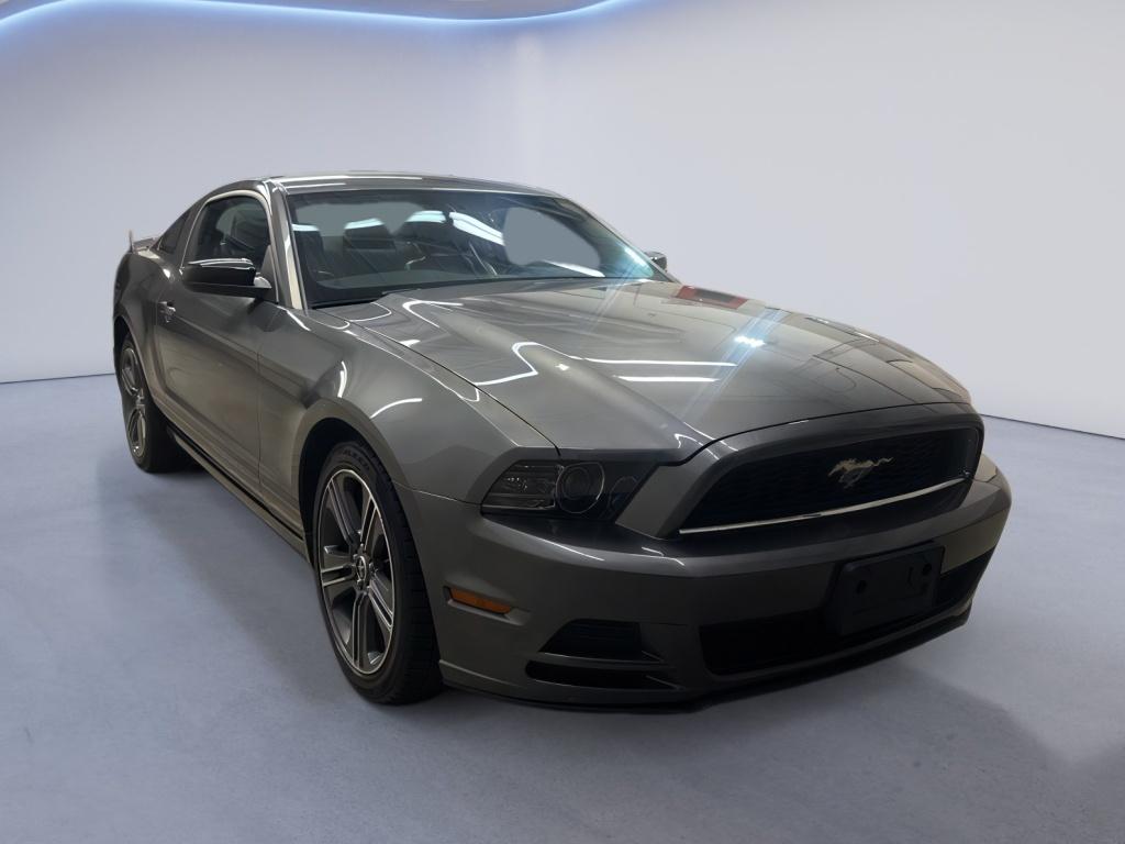 2013 Ford Mustang V6 Coupe