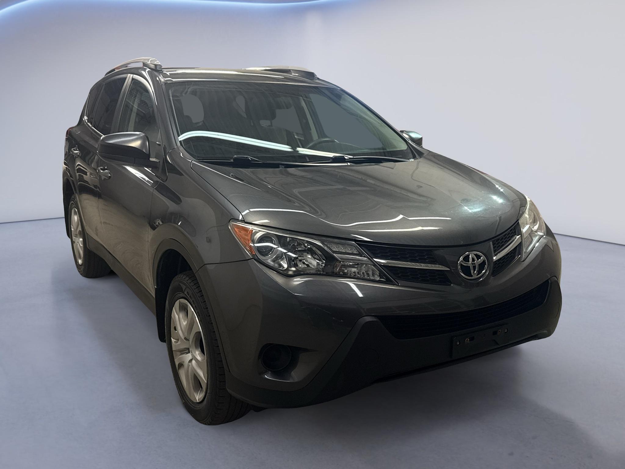 2015 Toyota RAV4 LE (X Grade)