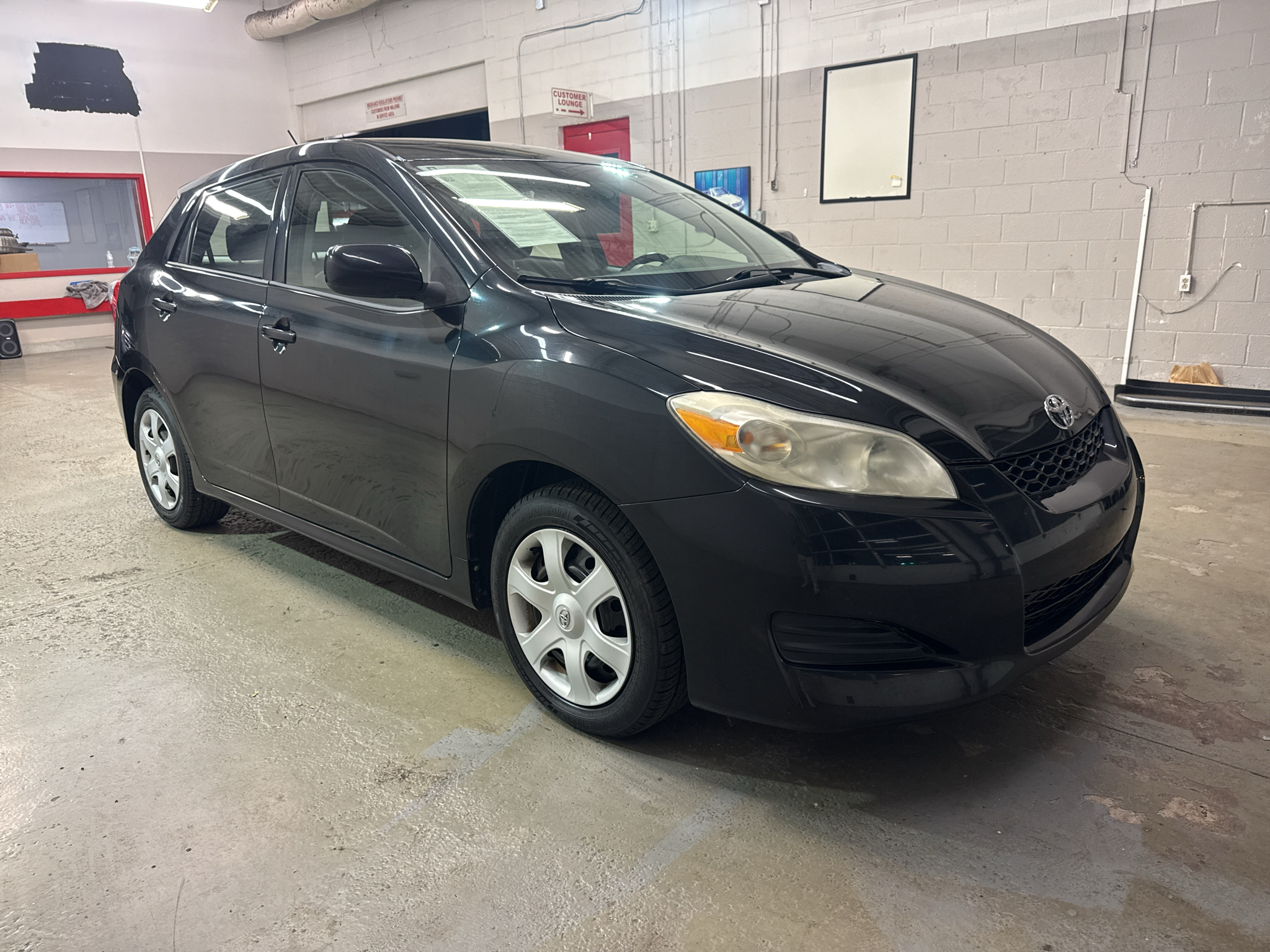 2009 Toyota Matrix Base