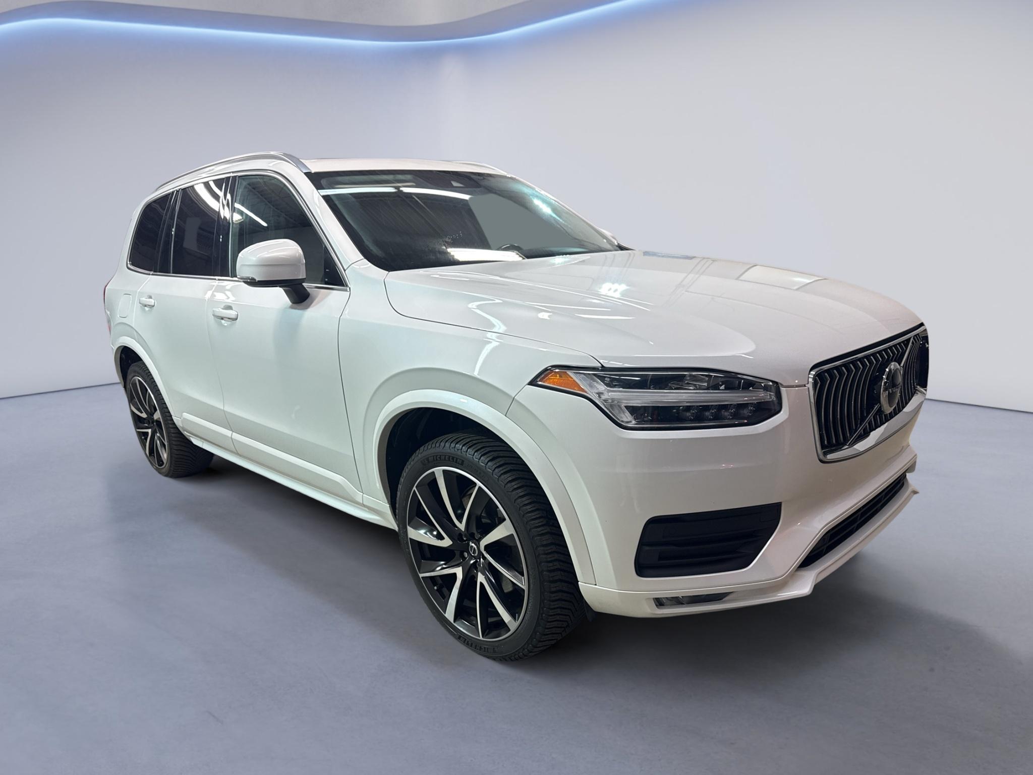 2020 Volvo XC90 Momentum