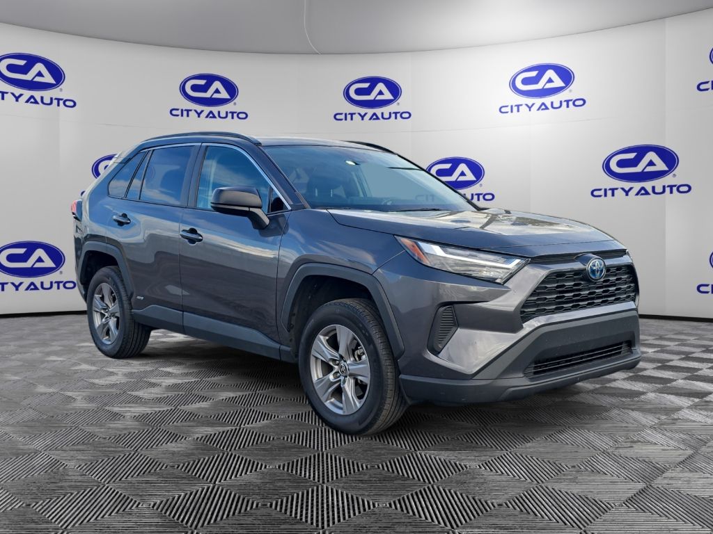 2023 Toyota RAV4 LE