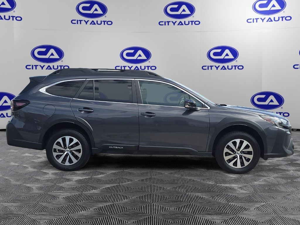 2023 Subaru Outback Premium photo 2