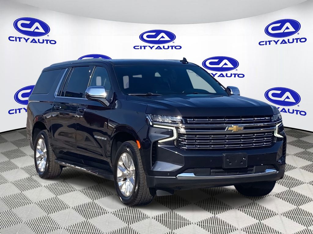 2023 Chevrolet Suburban Premier's photo