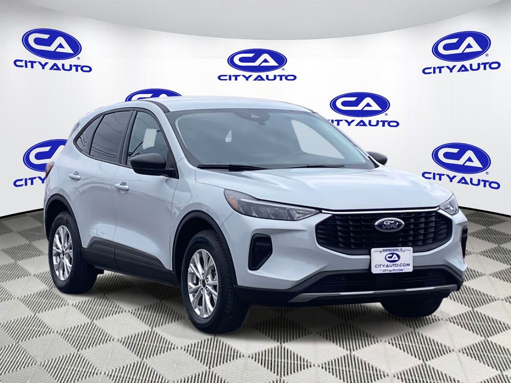 2025 Ford Escape Active's photo