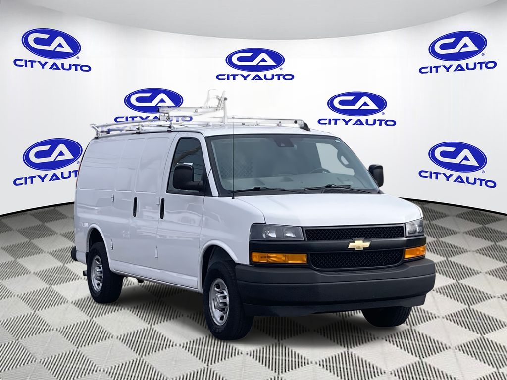 2021 Chevrolet Express Cargo Work Van's photo