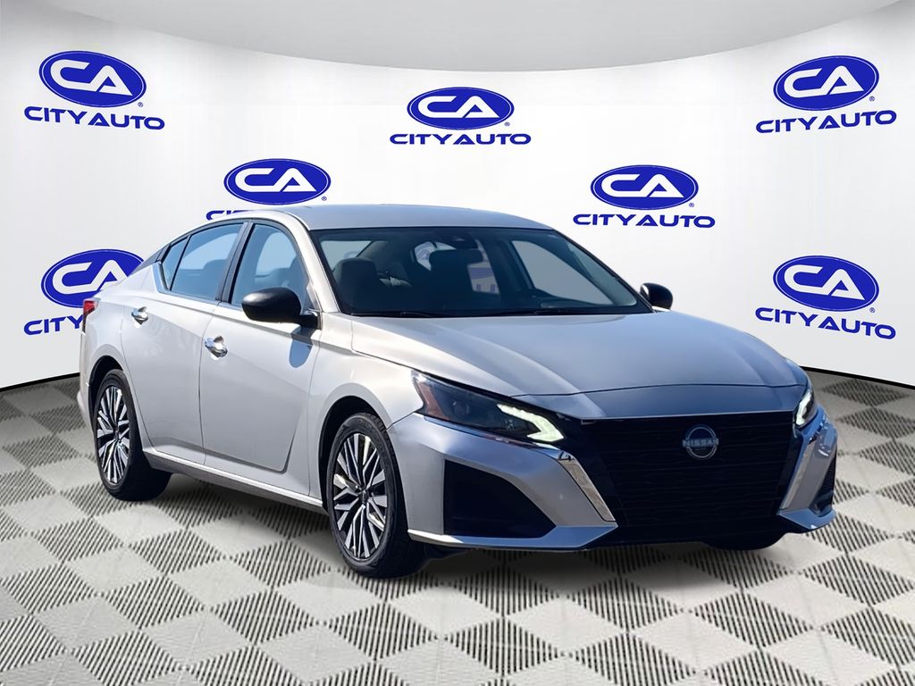2024 Nissan Altima SV