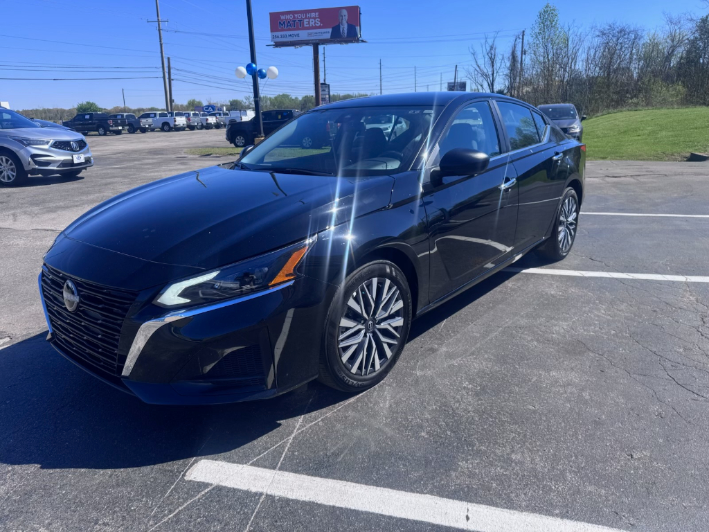 2025 Nissan Altima SV