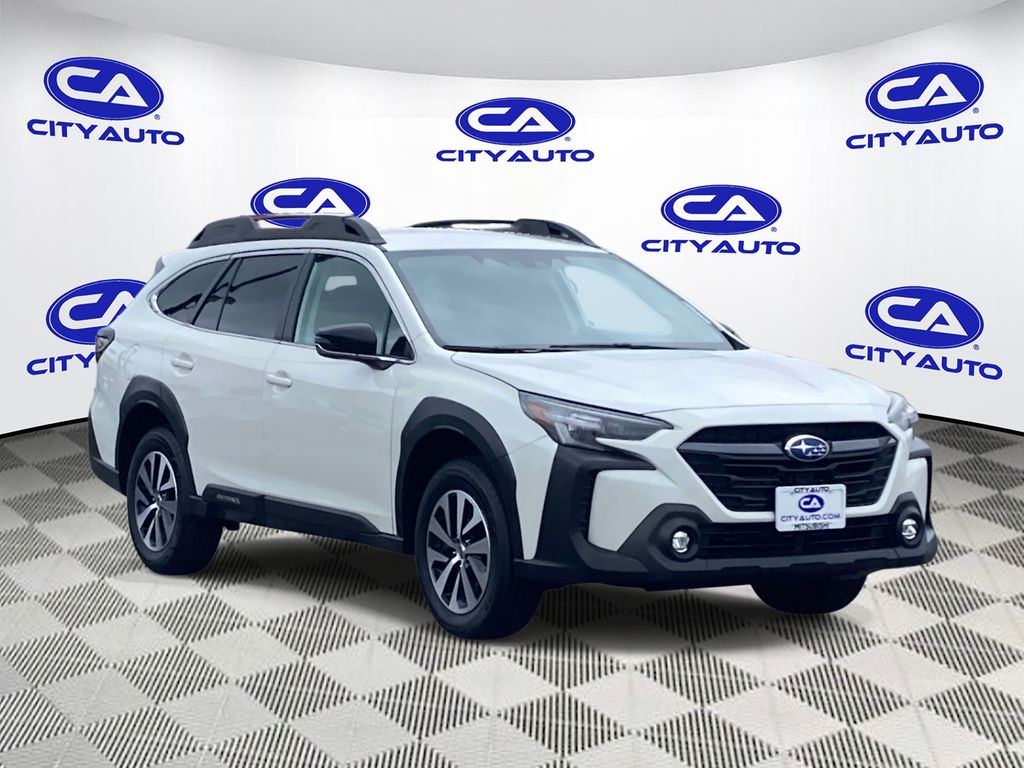 2024 Subaru Outback Premium's photo