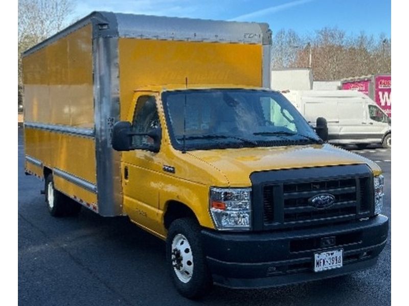 2022 Ford E-Series SRW E-350 Super Duty 138 in WB's photo