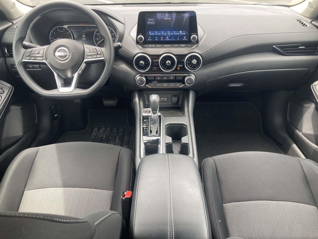 2025 Nissan Sentra SV - Photo 16