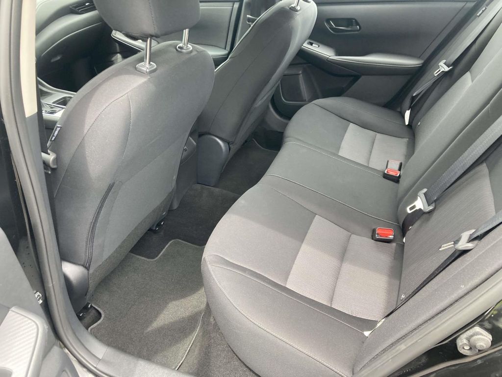 2025 Nissan Sentra SV - Photo 15
