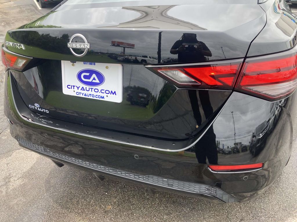 2025 Nissan Sentra SV - Photo 11