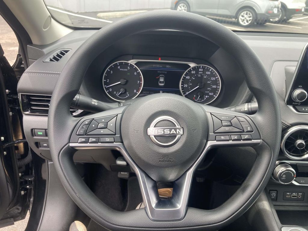 2025 Nissan Sentra SV - Photo 29