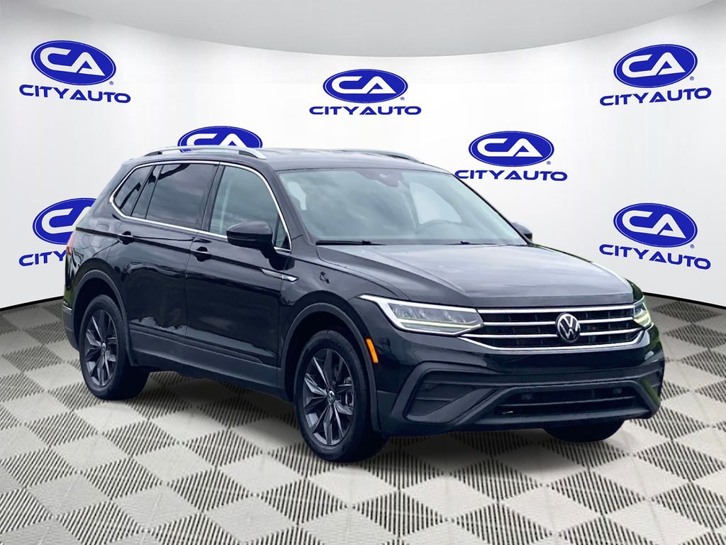 2024 Volkswagen Tiguan 2.0T SE's photo