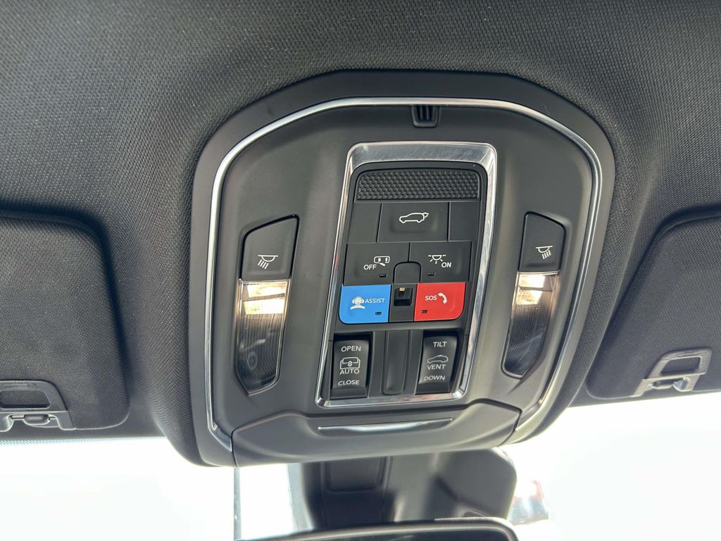 Used 2023 Jeep Grand Cherokee L SUV
