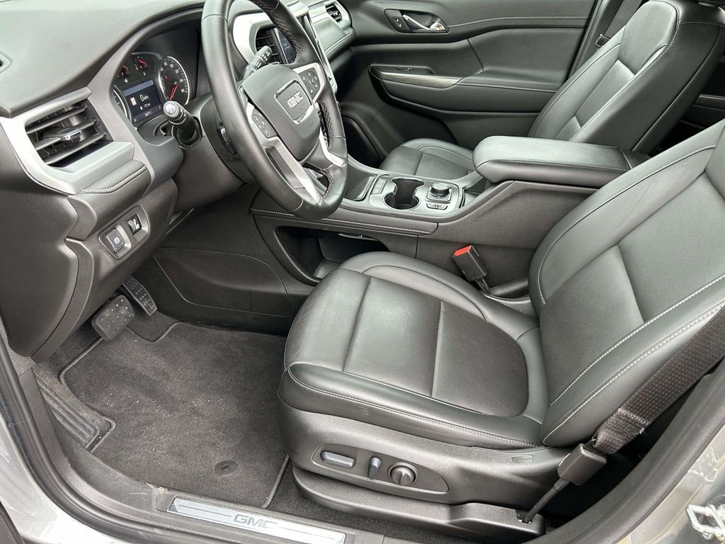 Used 2023 GMC Acadia SUV