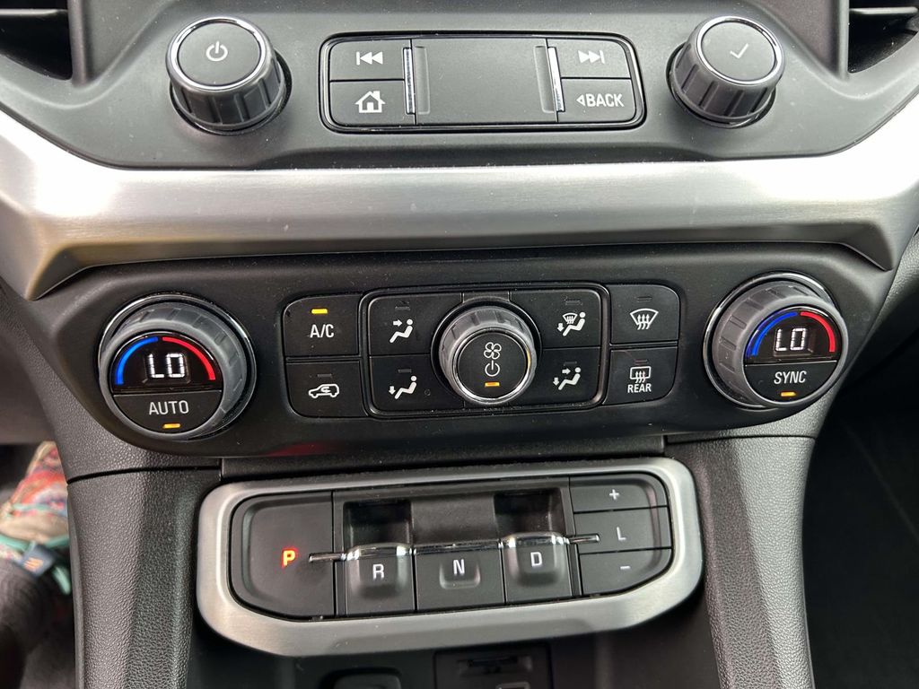 Used 2023 GMC Acadia SUV
