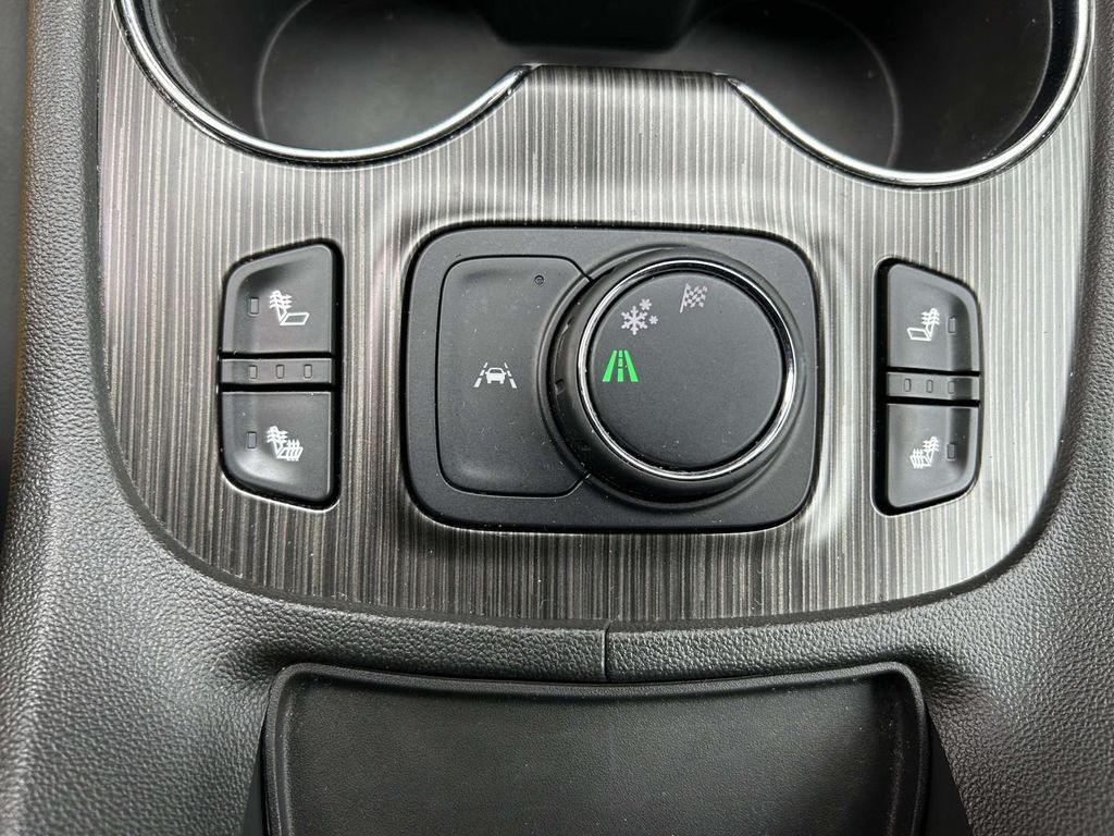 Used 2023 GMC Acadia SUV